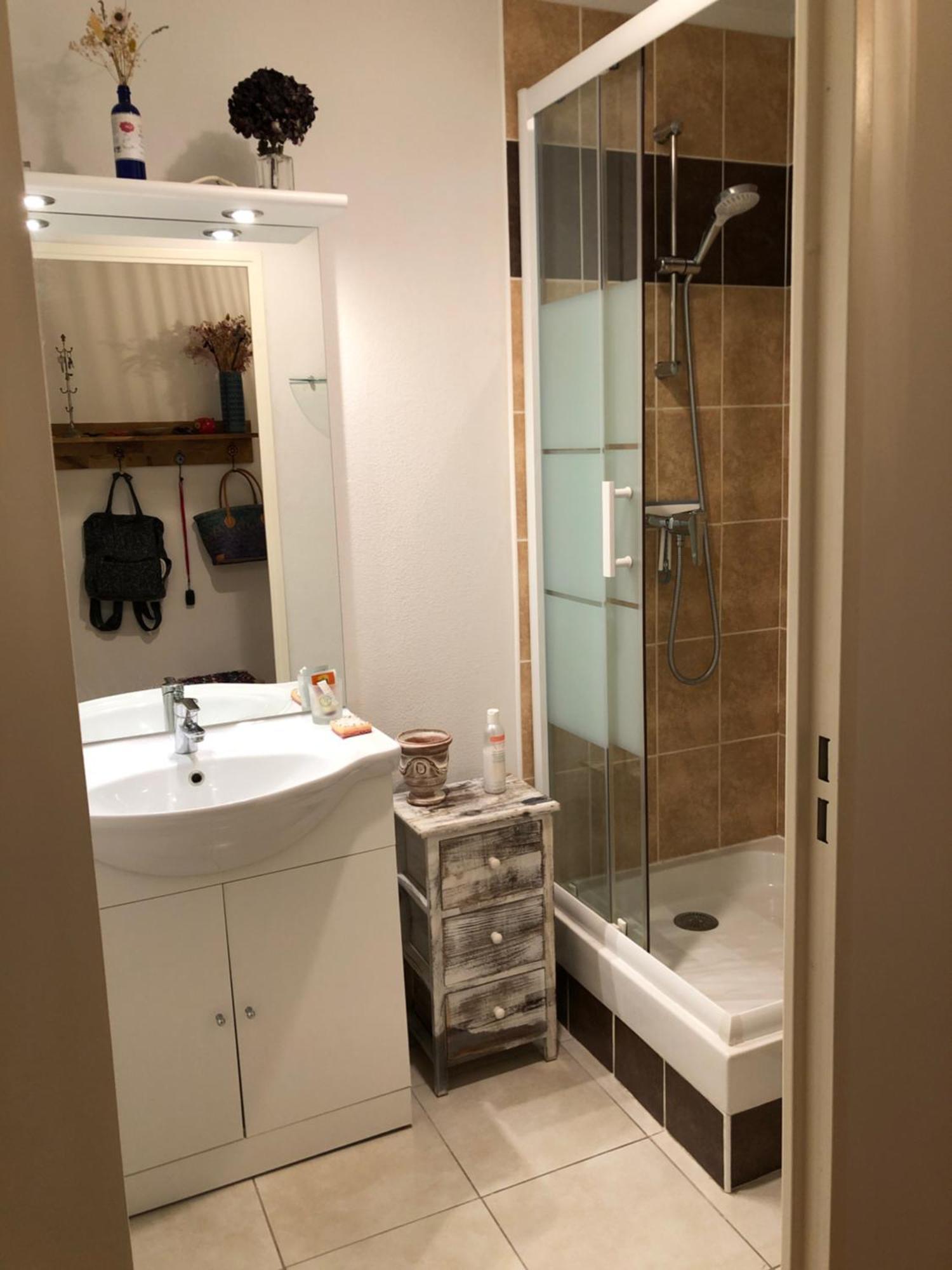 Bel Appartement Nimois Au Calme Avec Balcon Nîmes Eksteriør billede