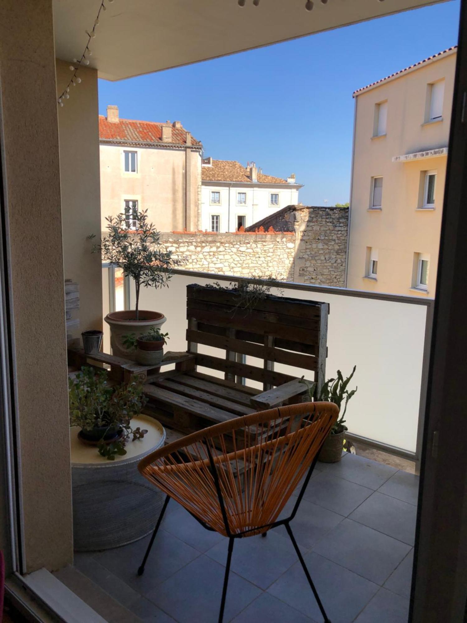 Bel Appartement Nimois Au Calme Avec Balcon Nîmes Eksteriør billede